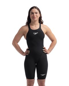 Lady with hands on hips wearing Speedo Fastskin LZR Pure Valor 2.0 Closedback Kneeskin - Black-Front view