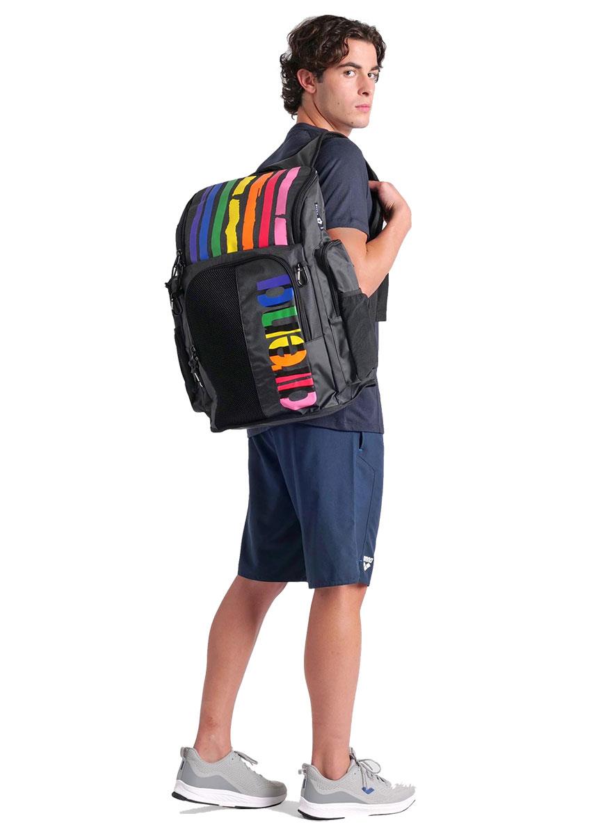 Arena Spiky III 45L Allover -reppu - Anna sen syttyä