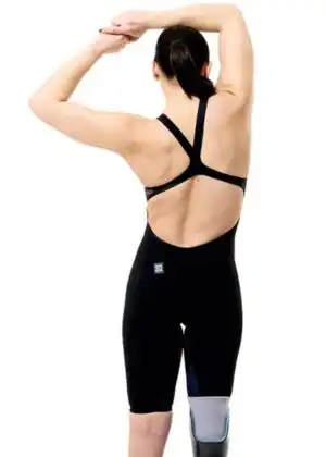 Speedo Fastskin LZR Pure Valor 2.0 Openback Kneeskin – Black / Red